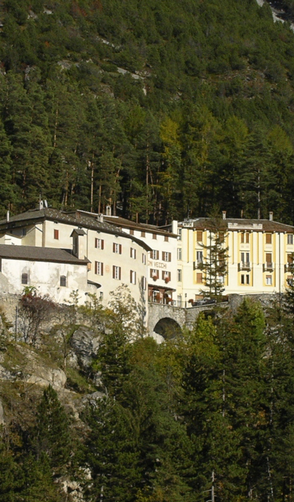 Гостиница на курорте в Бормио, Италия