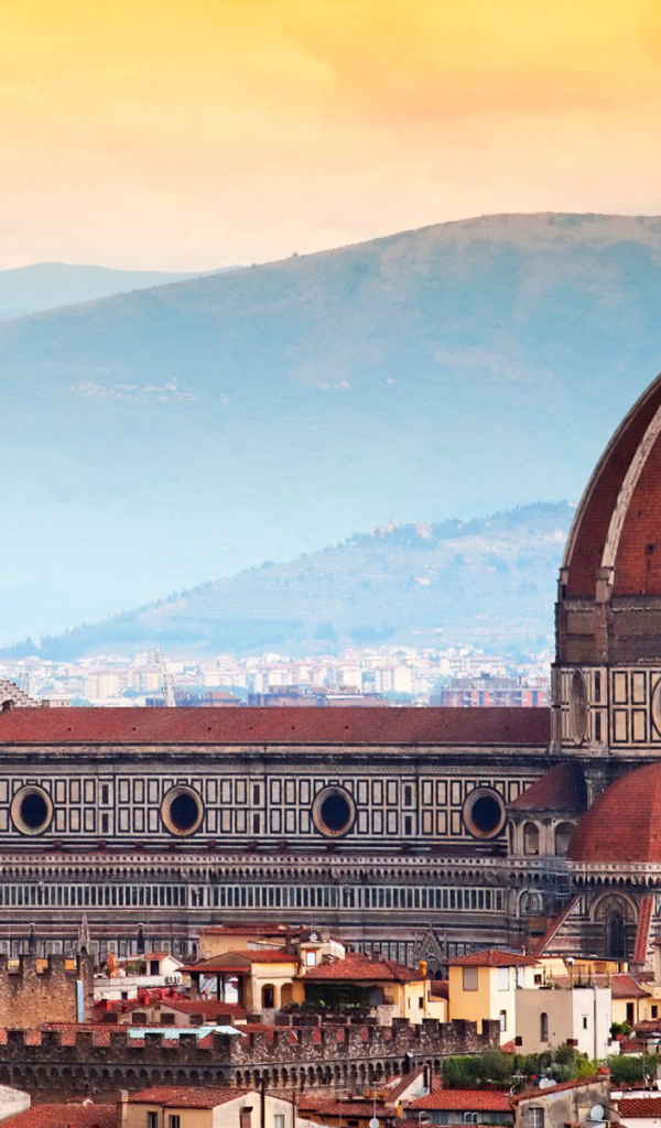 Старинный собор во Флоренции, Италия