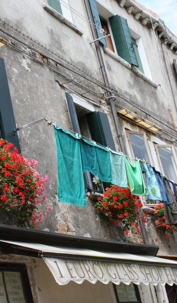 Старинные дома на острове Мурано, Италия