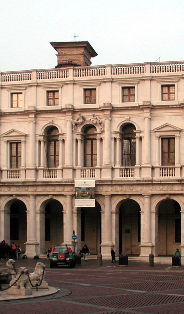 Дворец в Бергамо, Италия