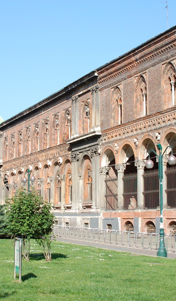 Дворец в Милане, Италия