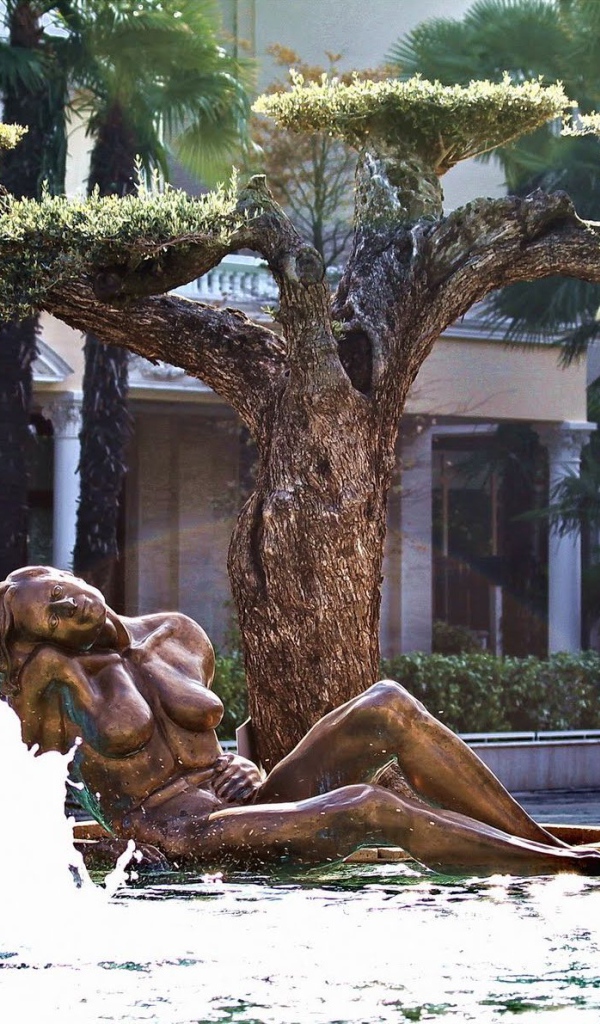 Скульптуры на курорте Абано Терме, Италия