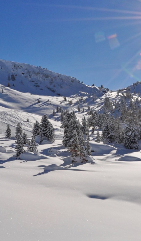 Лыжная трасса на горнолыжном курорте Сельва, Италия