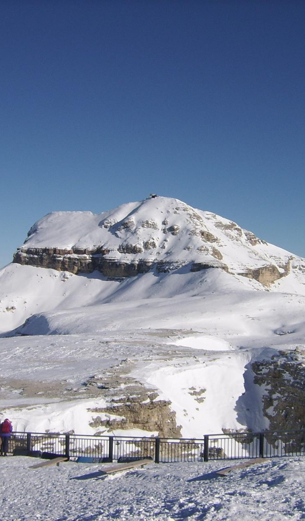 Лыжная трасса на горнолыжном курорте Валь-Ди-Фасса, Италия