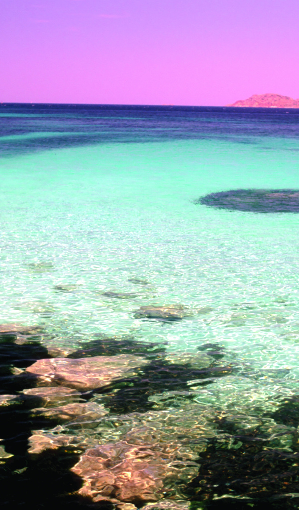 Закат на берегу моря на острове Сардиния, Италия