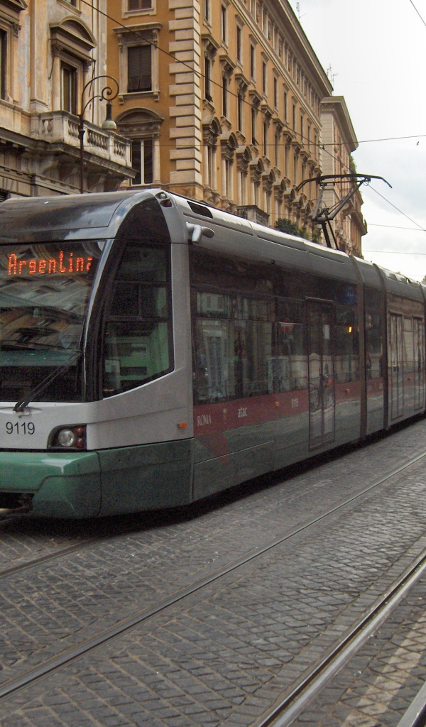 Городской трамвай в Риме, Италия