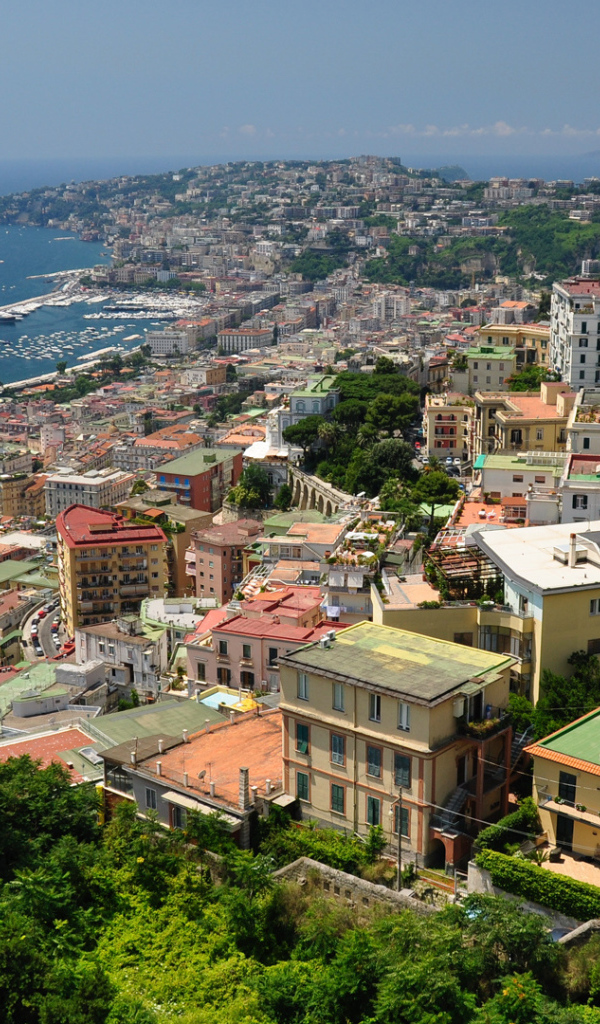 Вид с холма в Неаполе, Италия