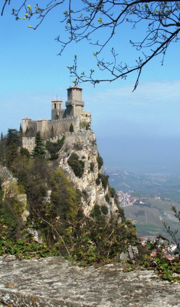 Вид с террасы в Сан Марино, Италия