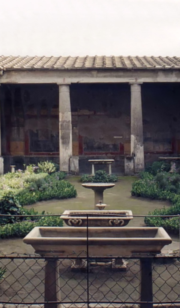 Двор дома в Помпеях, Италия