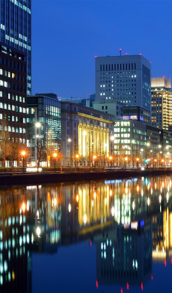 Набережная в Токио