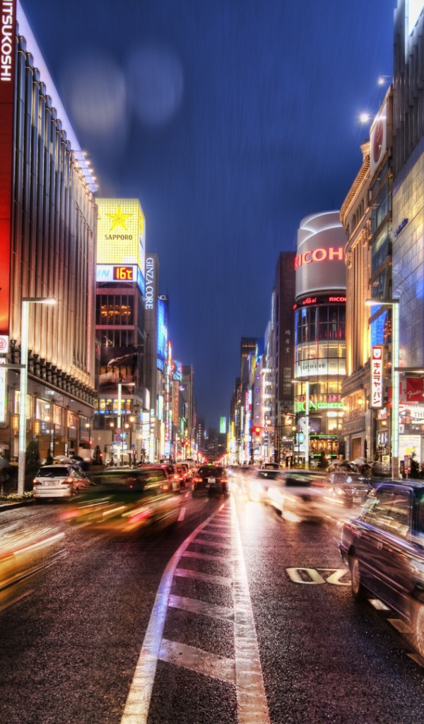 Ночное движение в Токио
