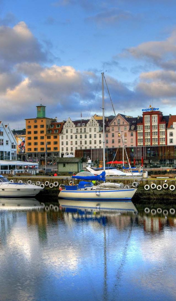 Вид на набережную в Осло