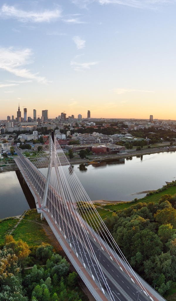 Летний закат над Варшавой, Польша