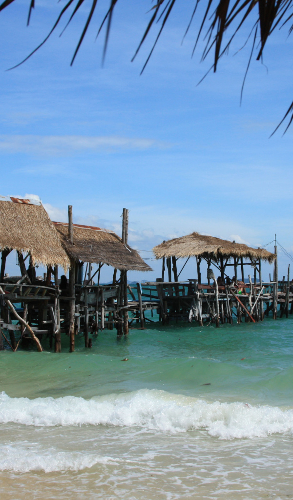 Причал для лодок на острове Самет, Таиланд