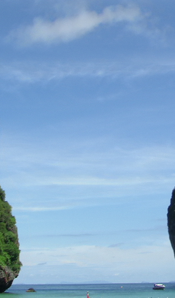 Вход в бухту в Пхукете