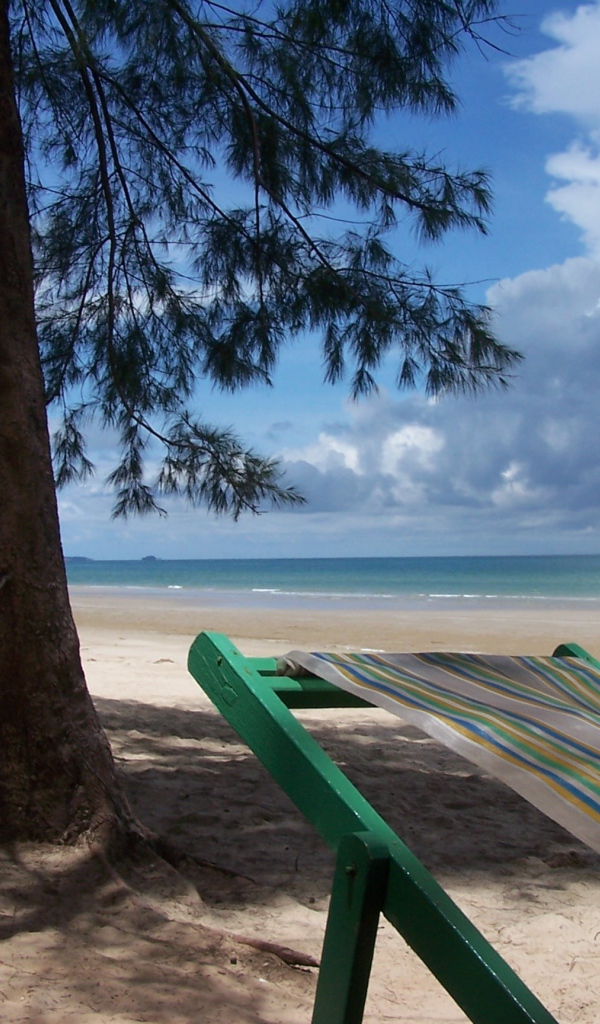 Золотой пляж на курорте Районг, Таиланд