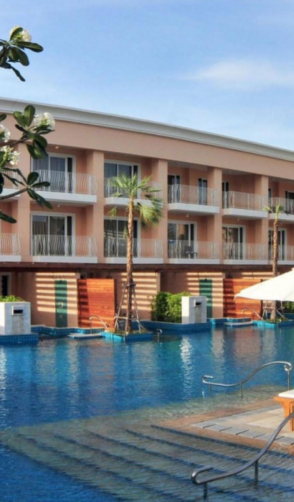 Отель Миллениум в Пхукете