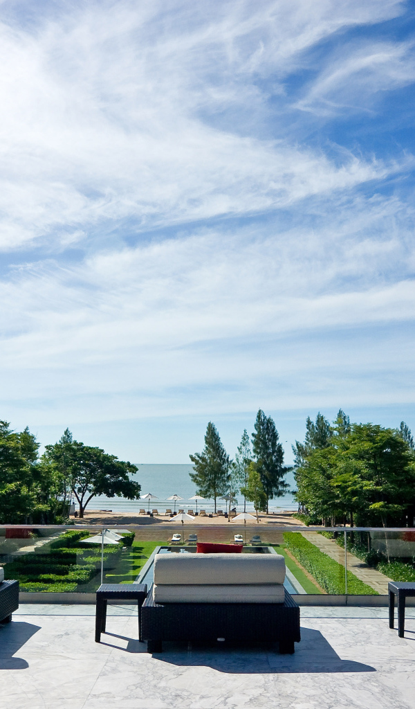 Террасса отеля на курорте Ча Ам, Таиланд