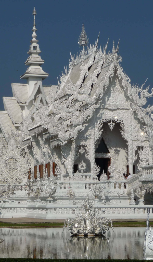 Белый храм на курорте Чианг Май, Таиланд