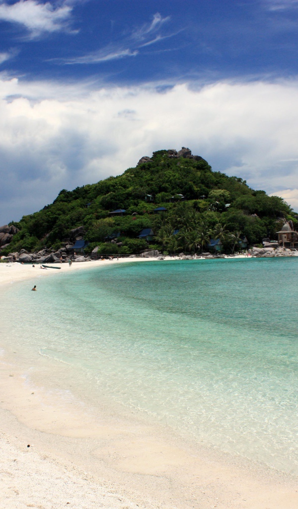 Зимний отдых на пляже на острове Ко Куд, Таиланд