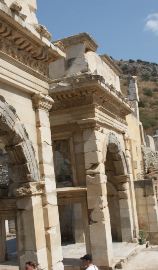 Ворота Мазеуса и Митридата в Эфесе, Турция