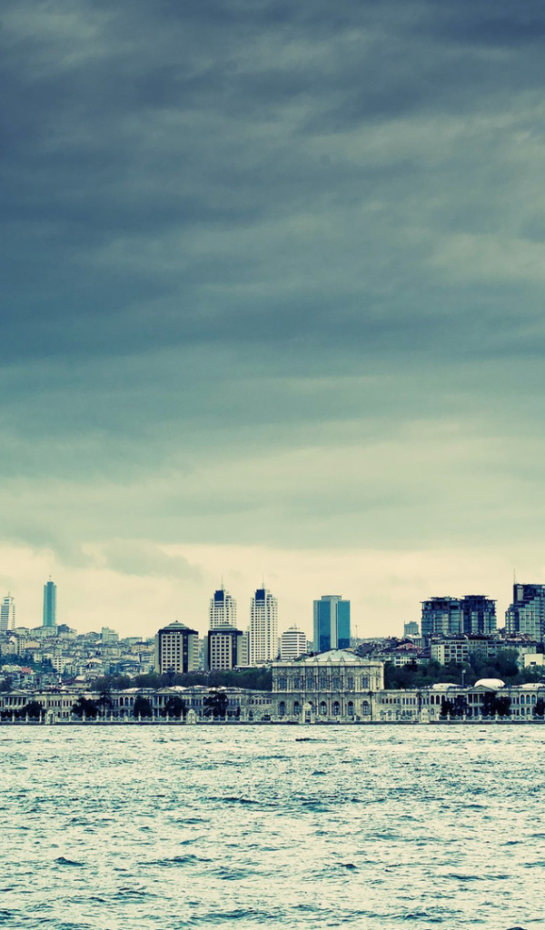 Пасмурный день в Стамбуле