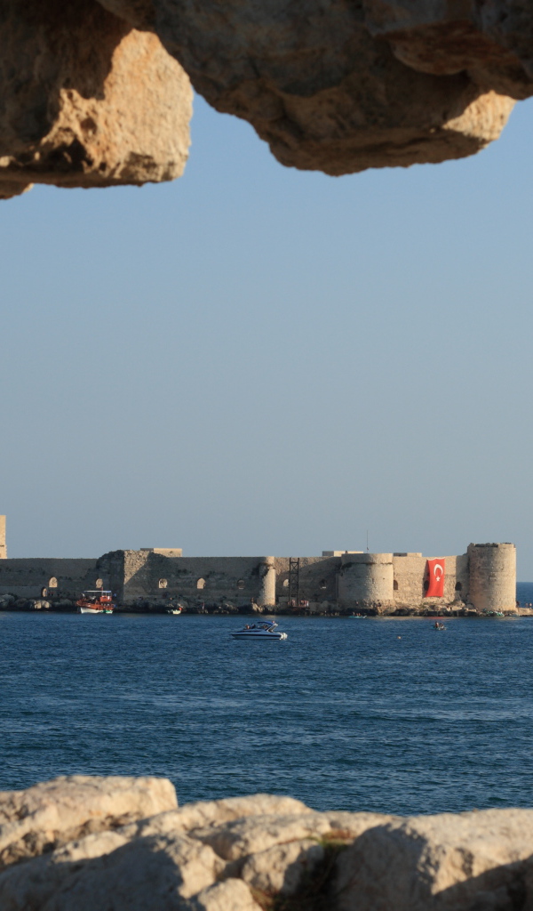 Старинный форт в Мерсине, Турция