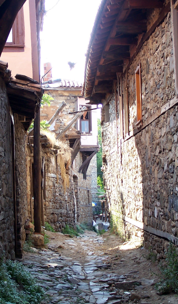 Старинная улочка в Мерсине, Турция