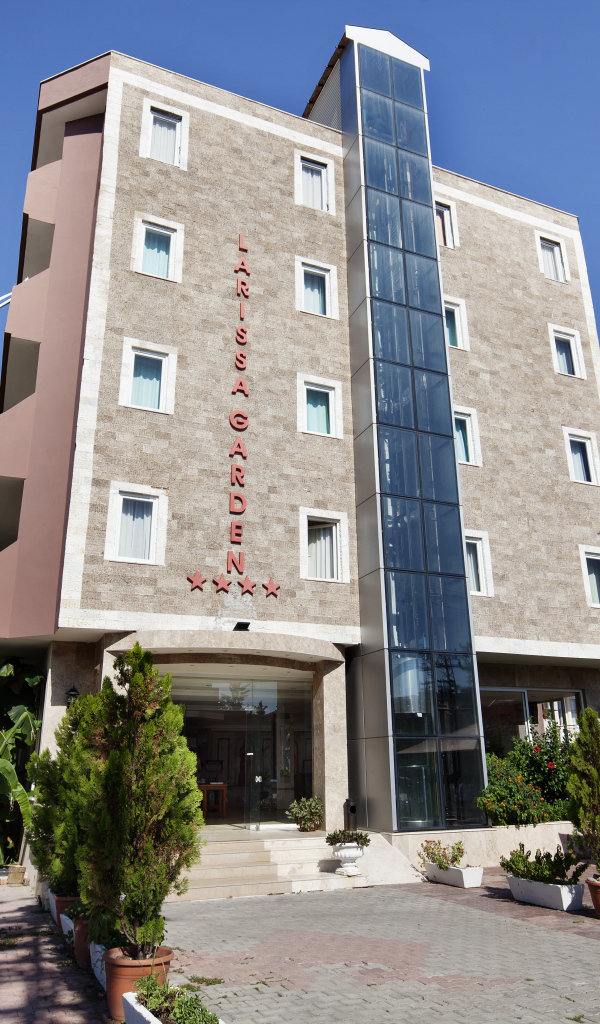 На улице в Кушадасы, Турция