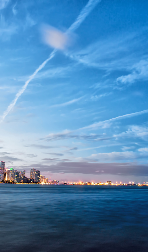 Чистое небо над Майами