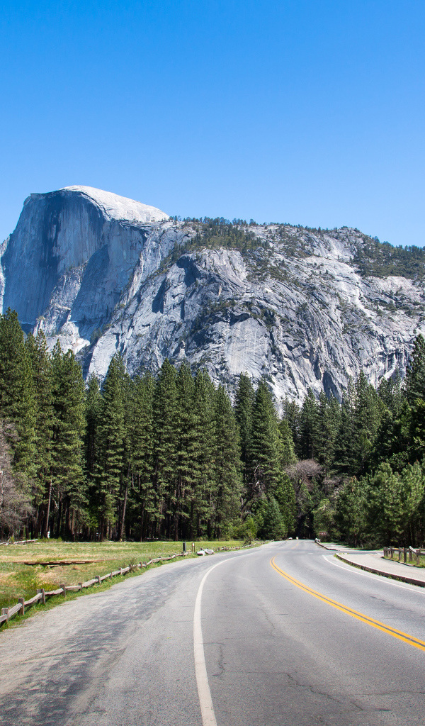 Скала Хаф-Доум, США
