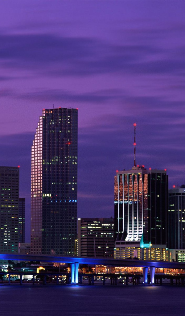 Ночь в Майами