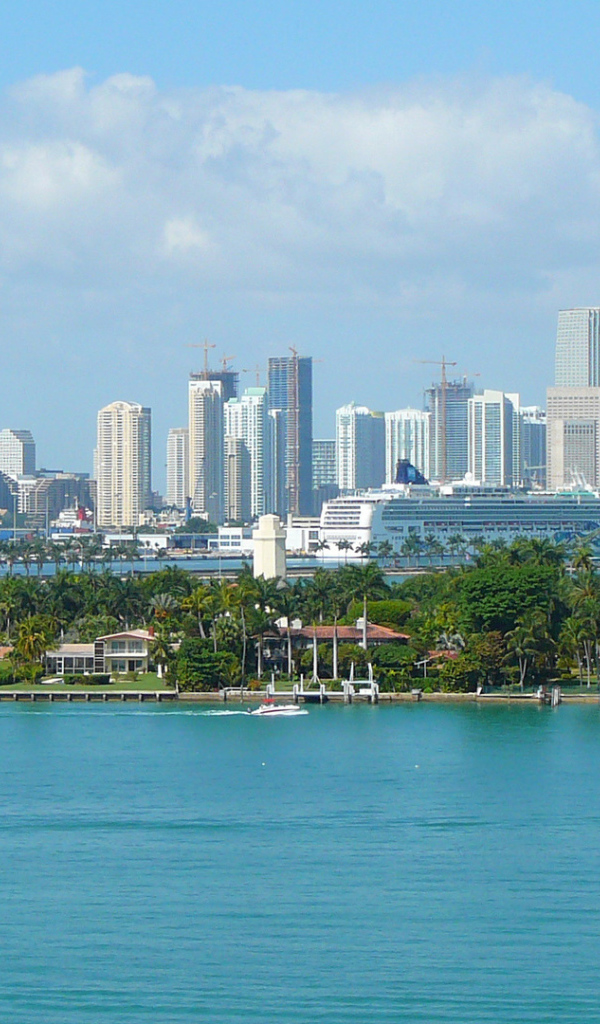 Солнечный день в Майами