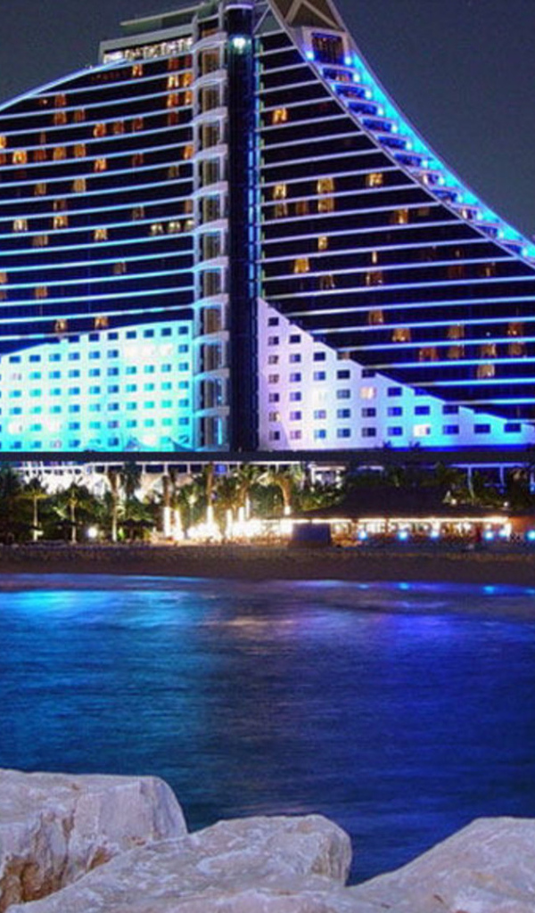 Ночной отель в Дубаи