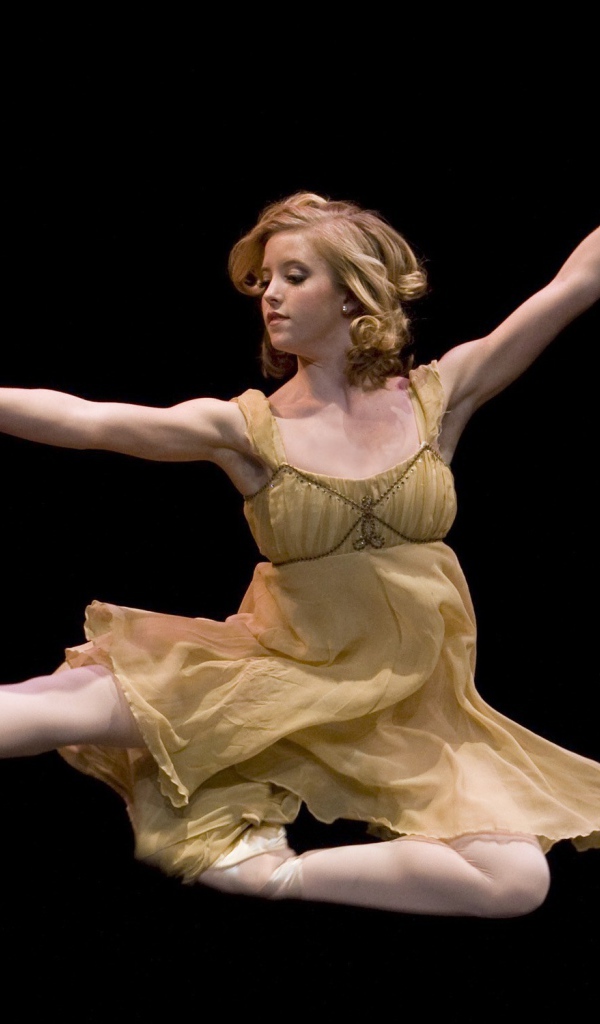 Балерина Меган Ольсен