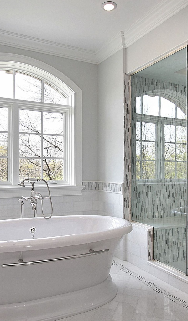 Ванная и просторный душ