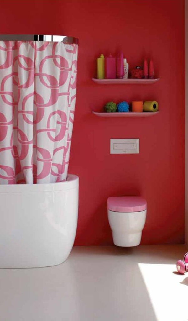 Ванная комната в красных тонах