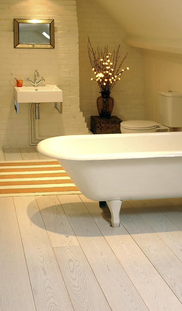 Ванная под крышей