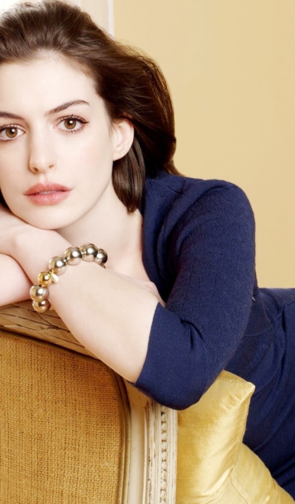 Красивая Энн Хетуэй