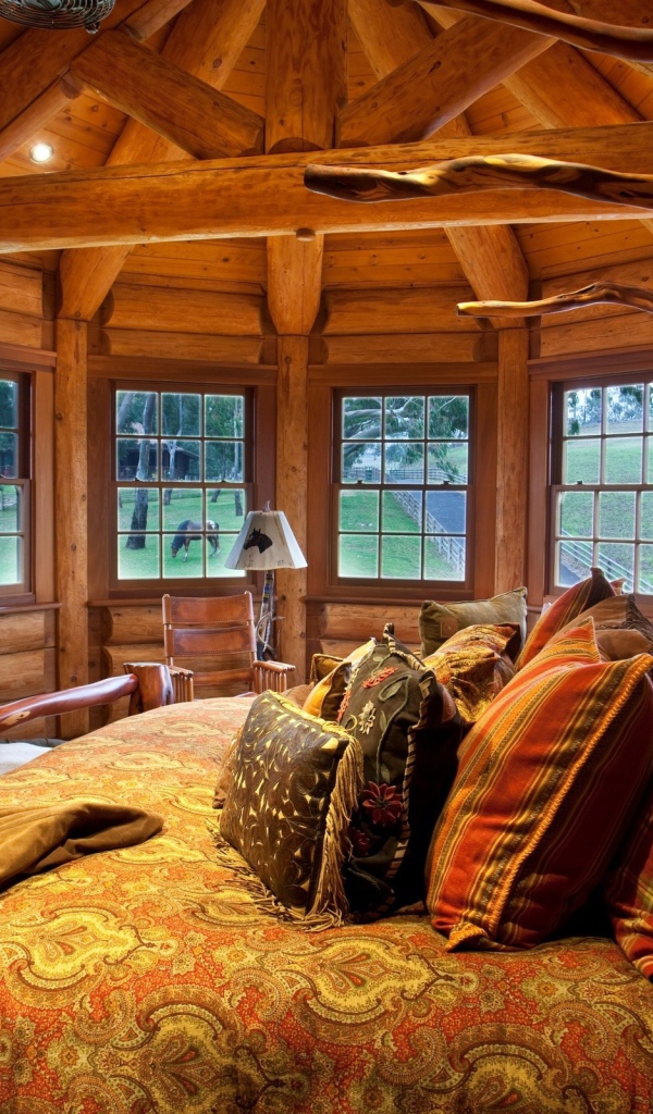 Спальня в деревянном доме