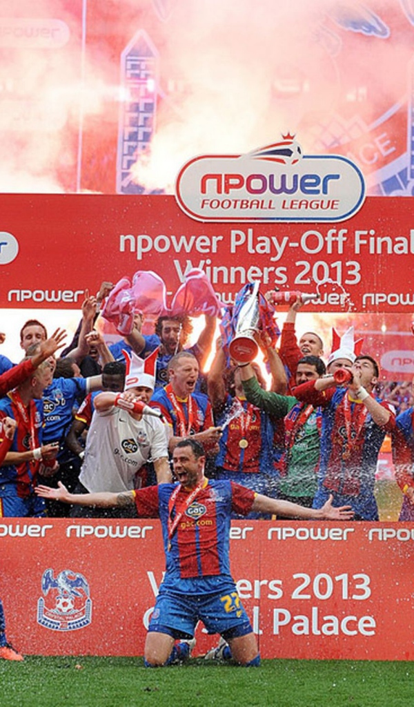 Лучший ФК Кристал Пэлас