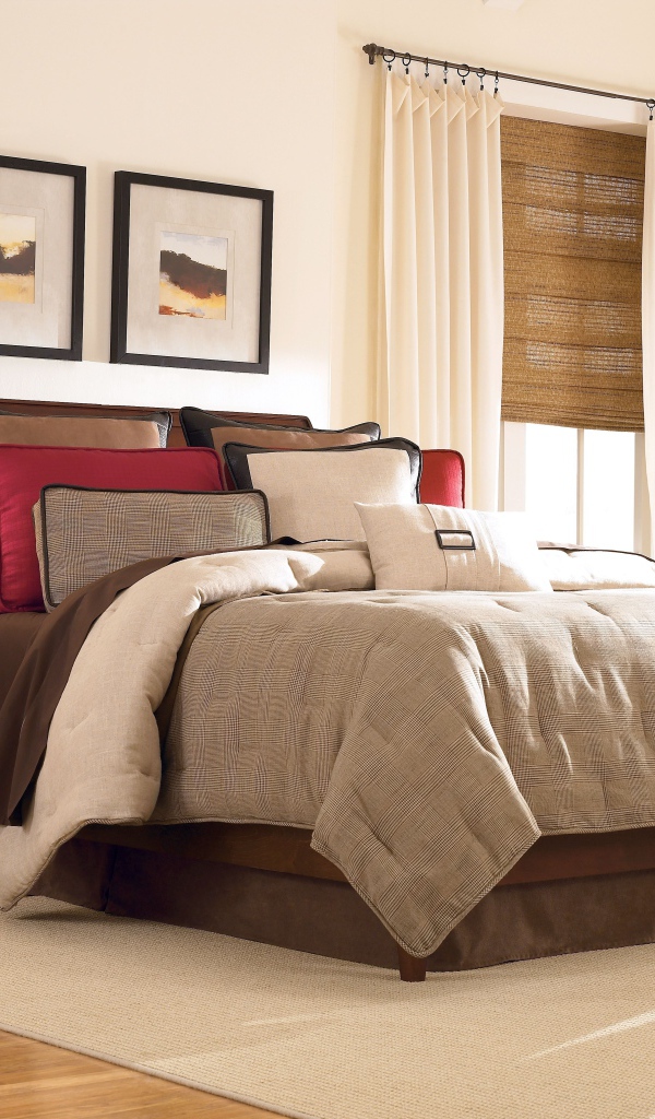 Светлая стильная спальня