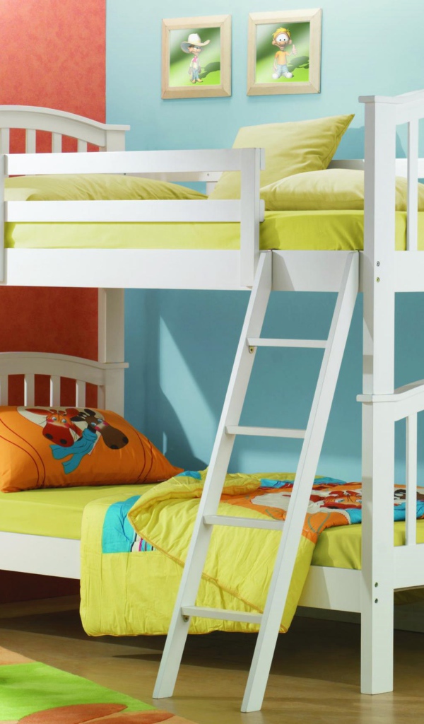 Детская комната для двух братьев