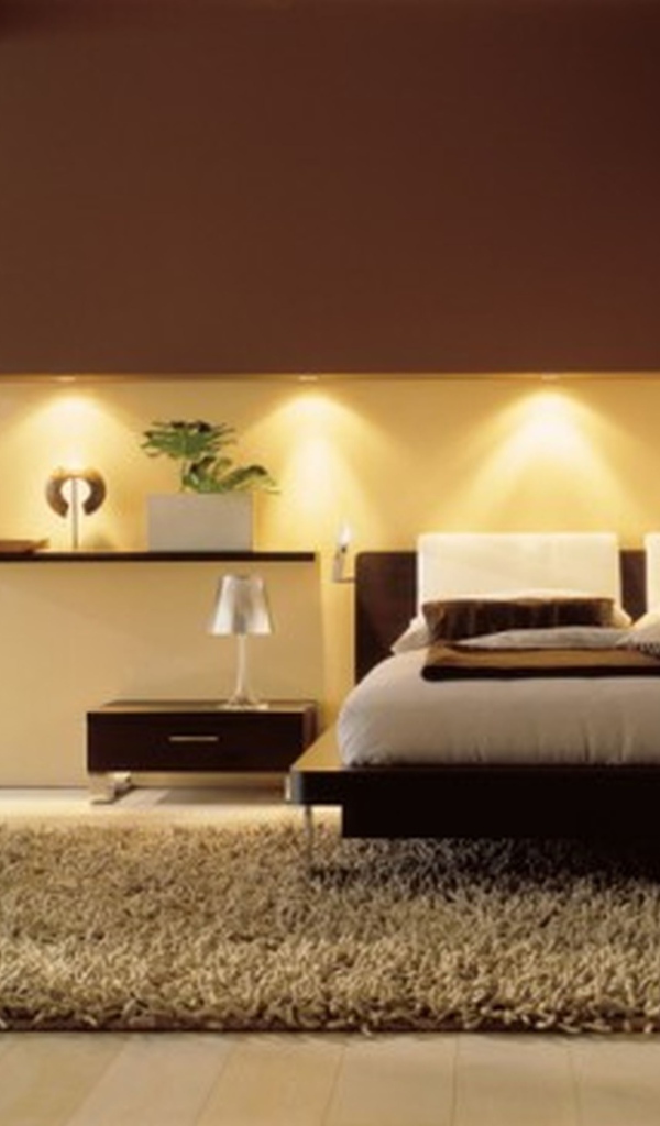 Пушистый ковер в спальне