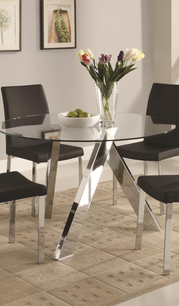 Серые стены в столовой