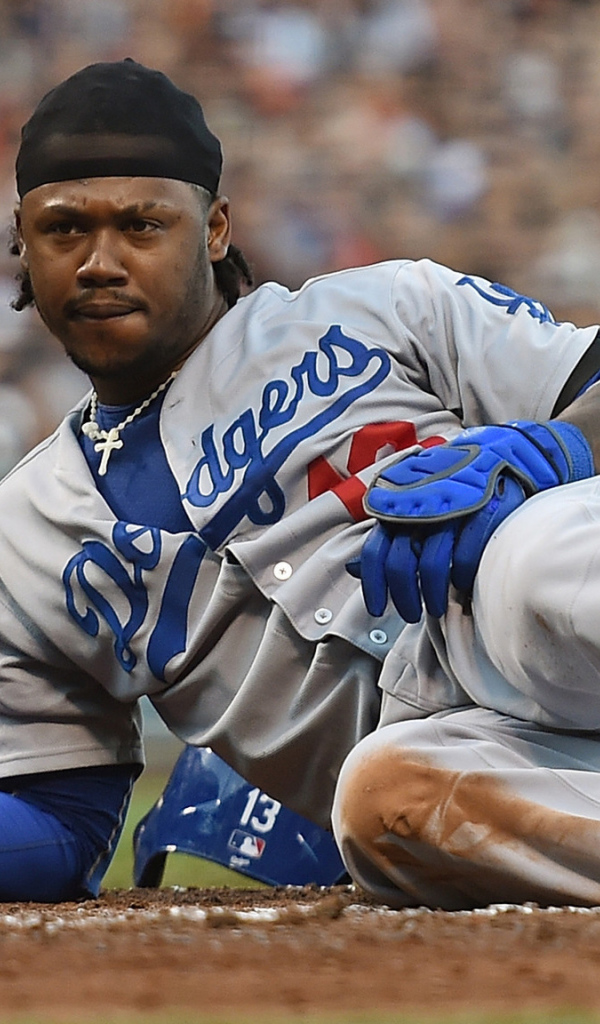 Хенли Рамирес прилег на бейсбольное поле