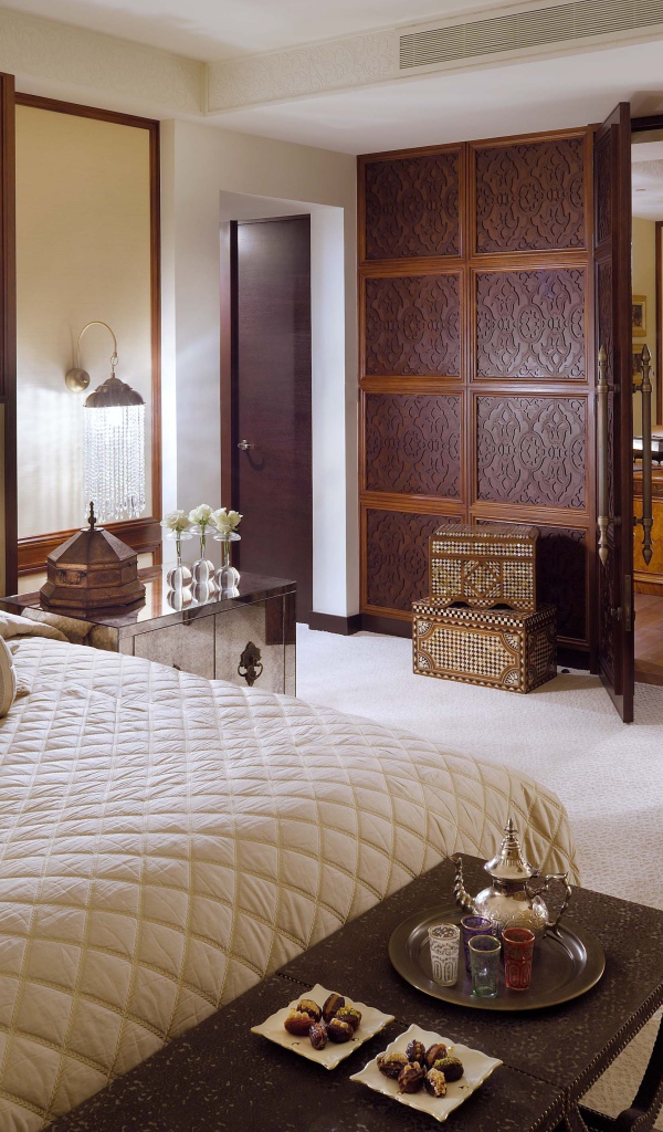 Имперский стиль в спальне