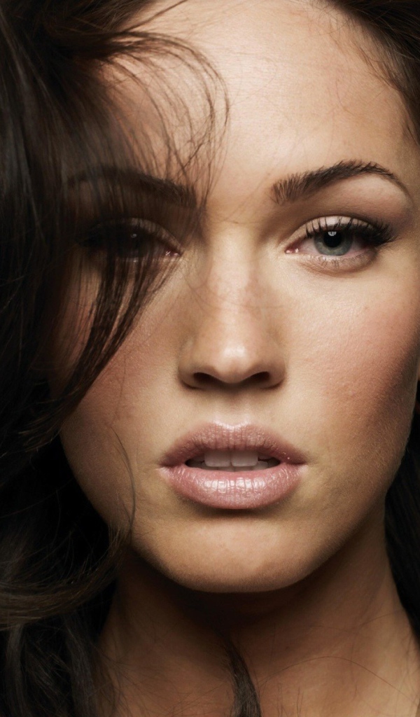 Известная фотомодель Меган Фокс