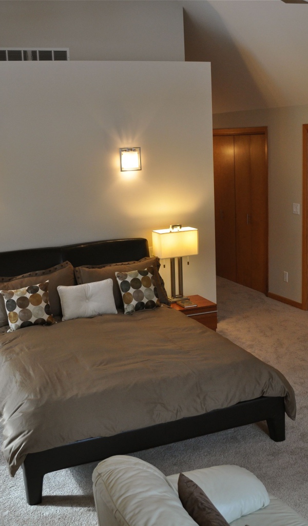 Светильники в спальне