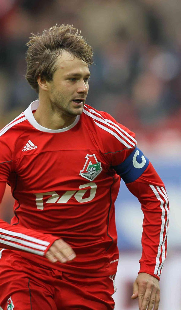 Дмитрий Сычев нападающий Локомотива на бегу